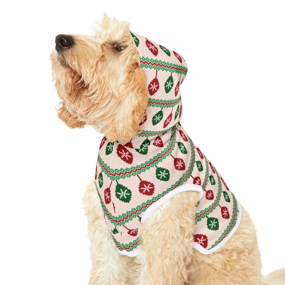 Festive Holiday Pet Hoodie Soft Polyester Dog and Cat Sweatshirt Cute Christmas Ornament Design Cozy Winter Pet Hoodie Perfect Pet Gift